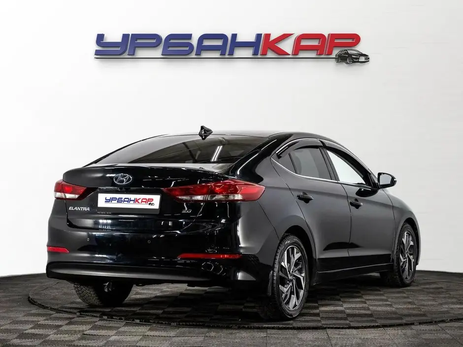 Hyundai Elantra, 2017 г.