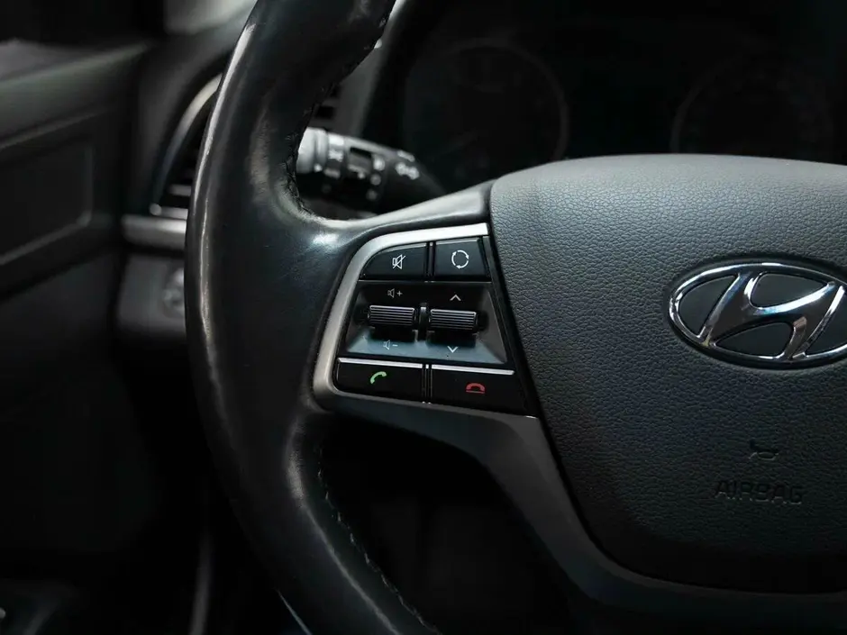 Hyundai Elantra, 2017 г.