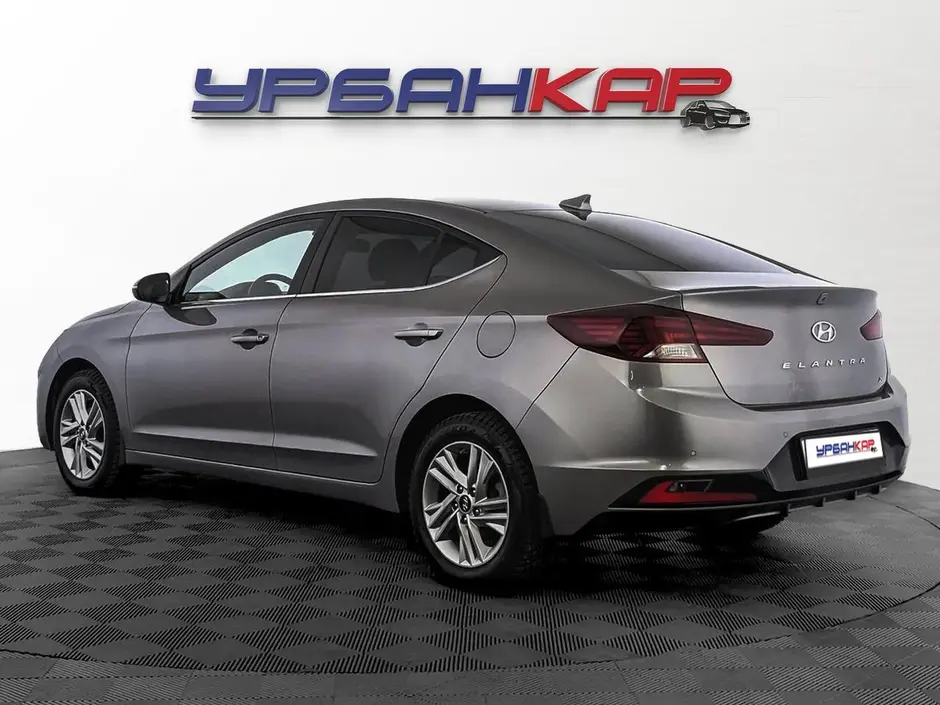 Hyundai Elantra, 2020 г.