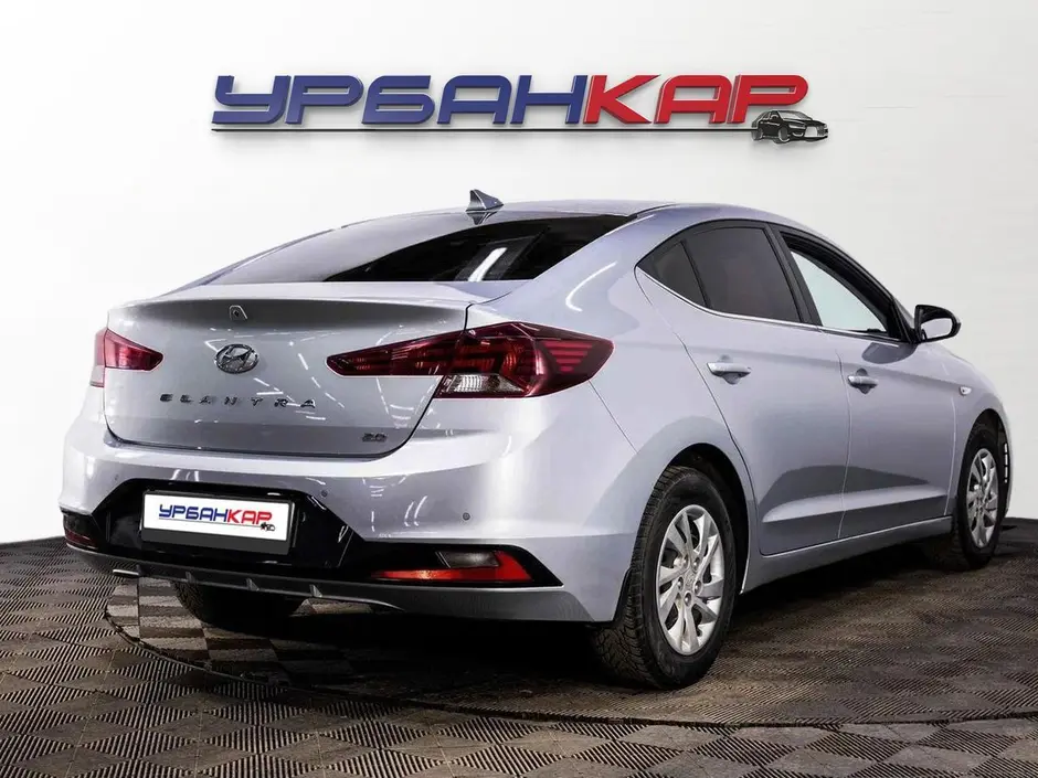 Hyundai Elantra, 2020 г.