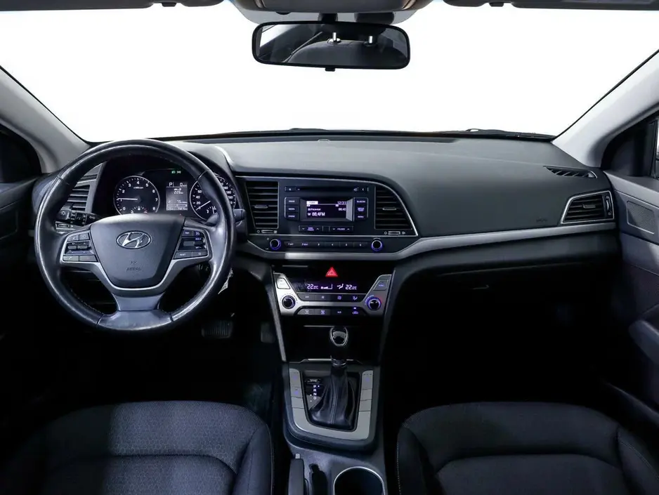 Hyundai Elantra, 2018 г.