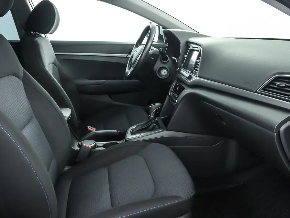 Hyundai Elantra, 2017 г.