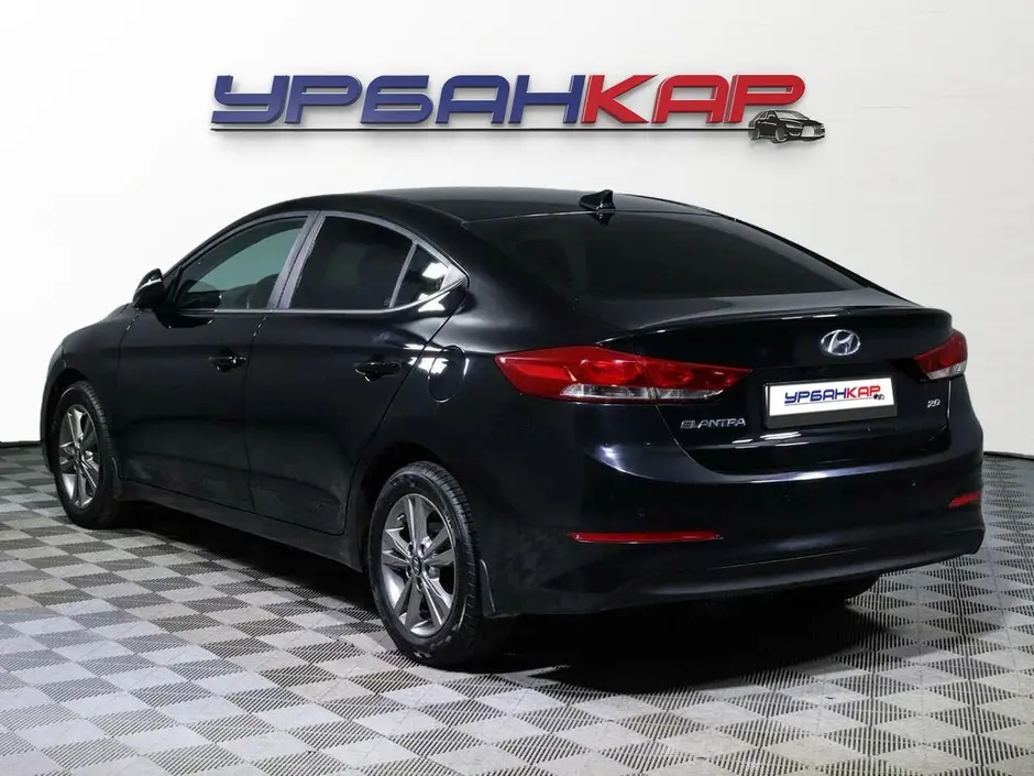 Hyundai Elantra, 2017 г.