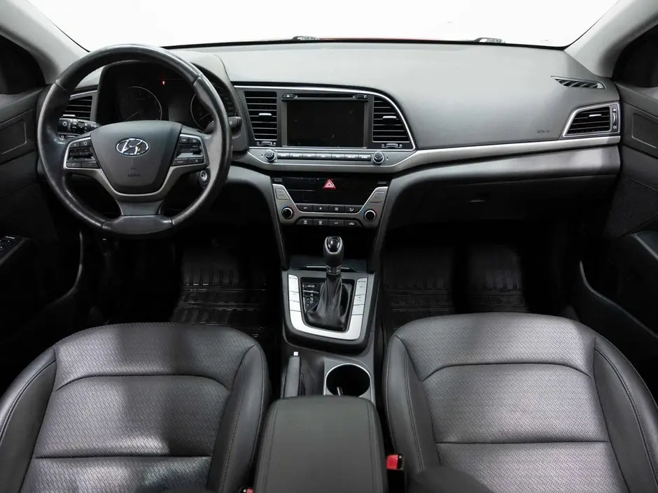 Hyundai Elantra, 2017 г.