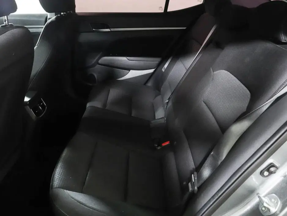 Hyundai Elantra, 2018 г.