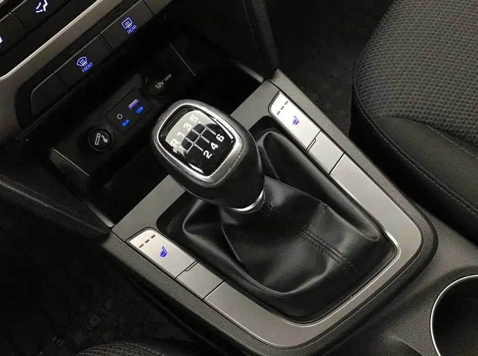 Hyundai Elantra, 2017 г.