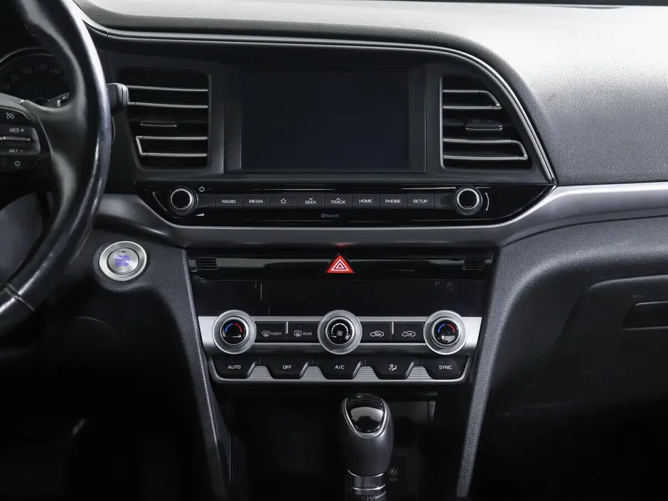 Hyundai Elantra, 2019 г.