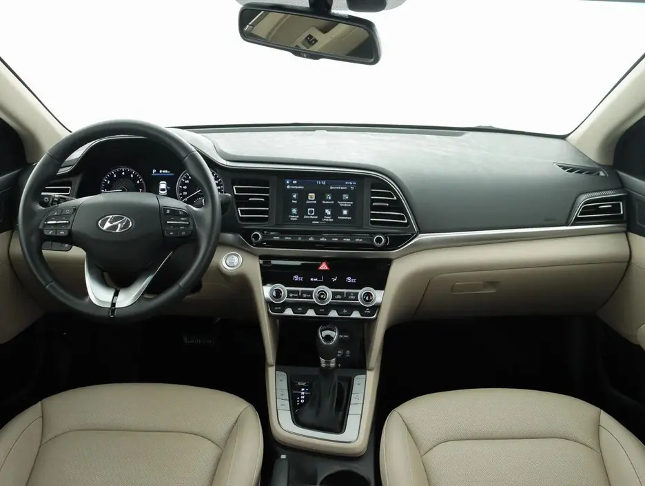 Hyundai Elantra, 2020 г.