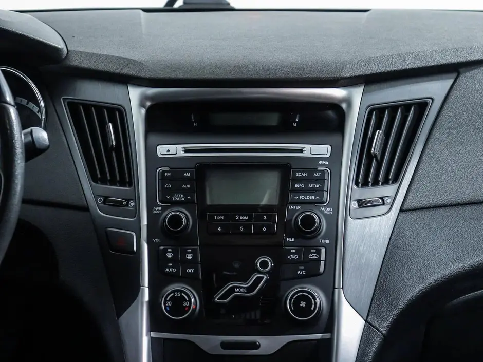 Hyundai Sonata, 2010 г.