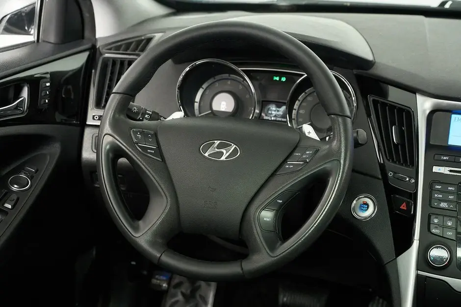 Hyundai Sonata, 2011 г.