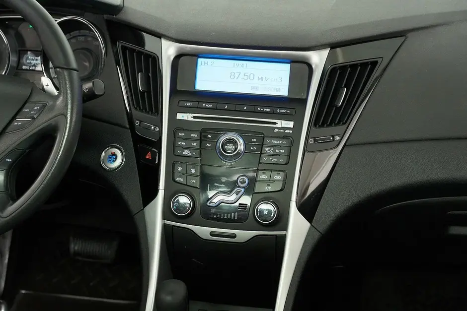 Hyundai Sonata, 2011 г.