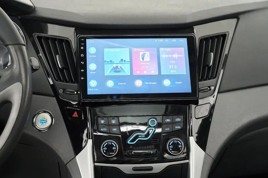 Hyundai Sonata, 2012 г.