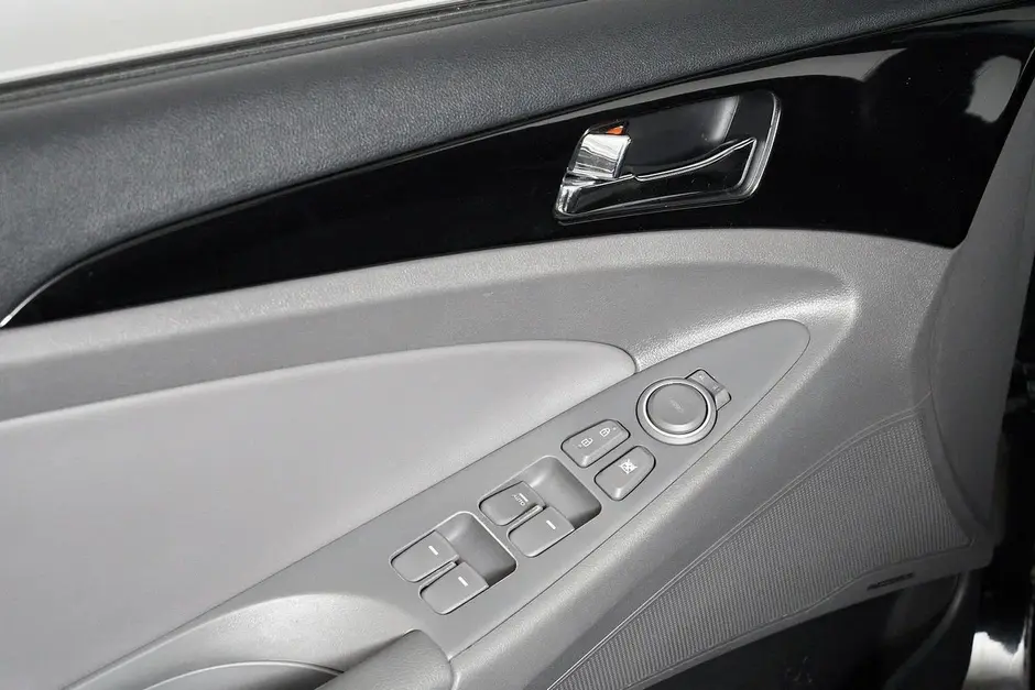 Hyundai Sonata, 2012 г.