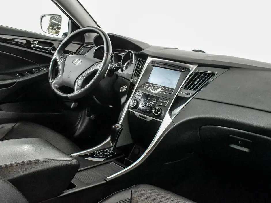 Hyundai Sonata, 2012 г.