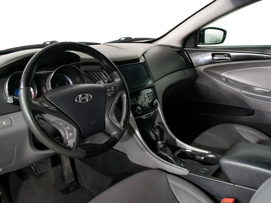 Hyundai Sonata, 2012 г.