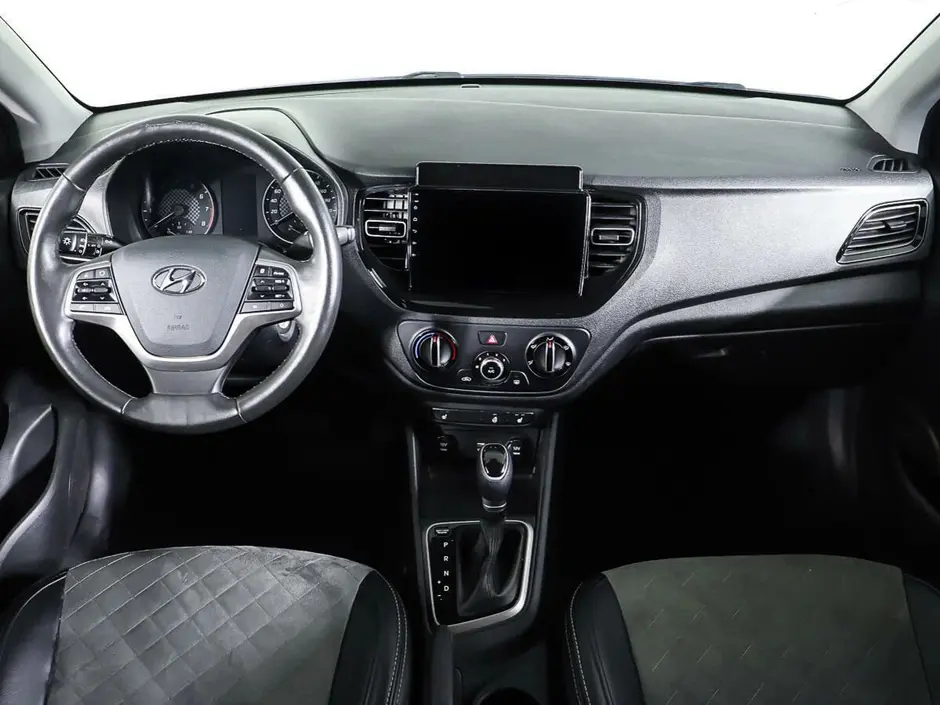 Hyundai Solaris, 2022 г.