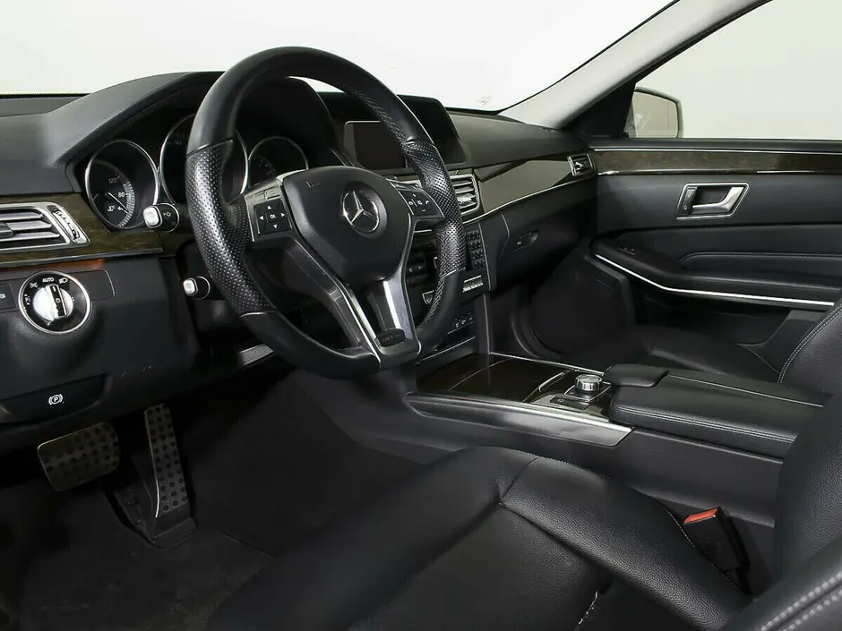 Mercedes-Benz E-Класс, 2013 г.