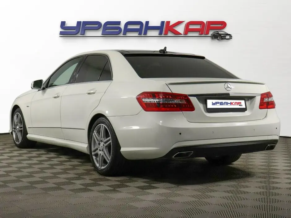 Mercedes-Benz E-Класс, 2011 г.