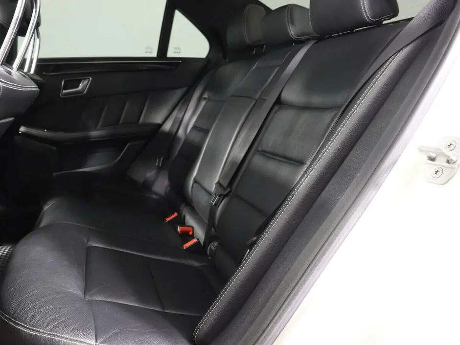 Mercedes-Benz E-Класс, 2011 г.