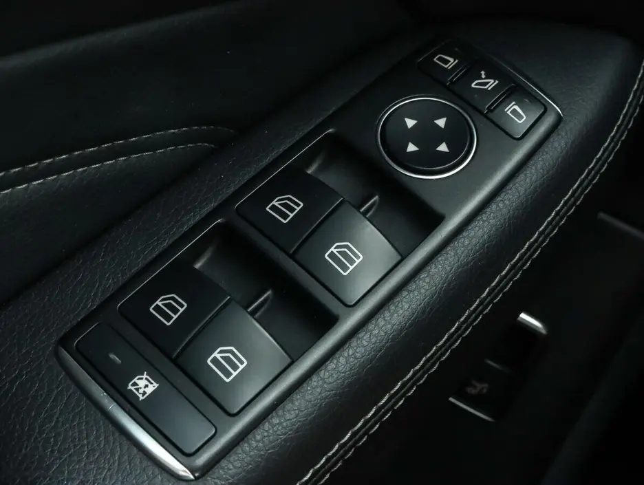 Mercedes-Benz M-Класс, 2013 г.