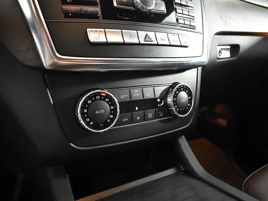 Mercedes-Benz M-Класс, 2012 г.