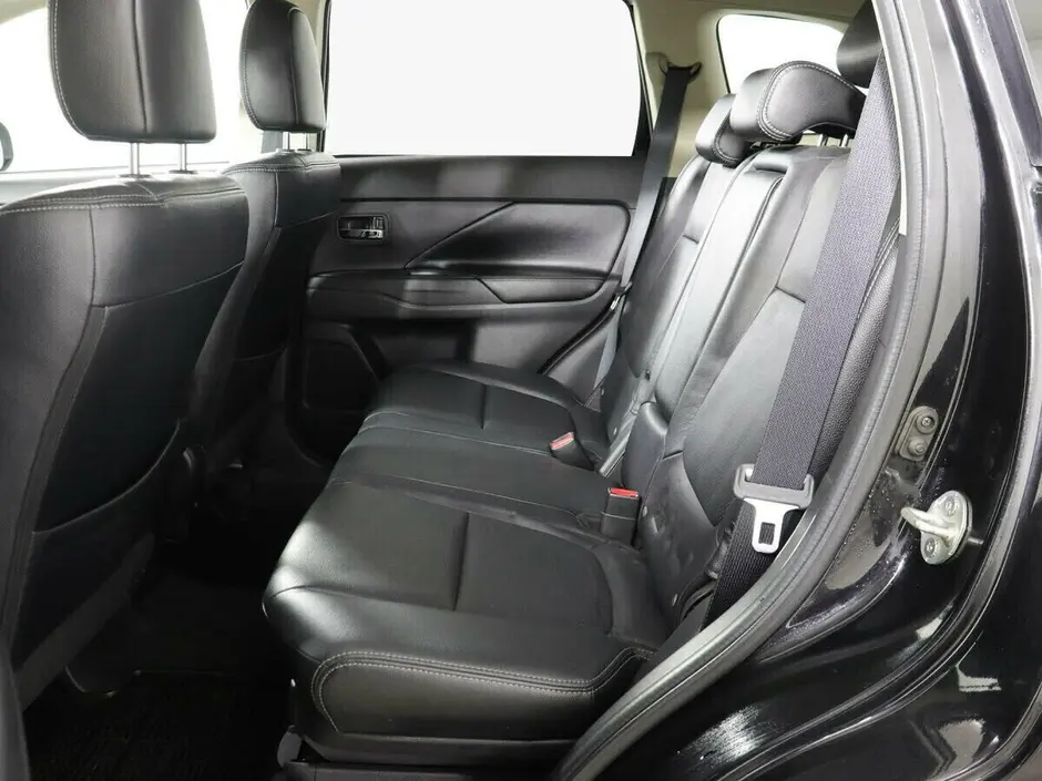 Mitsubishi Outlander, 2012 г.