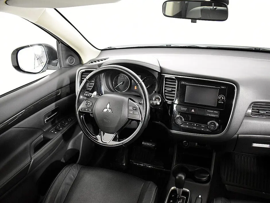 Mitsubishi Outlander, 2016 г.