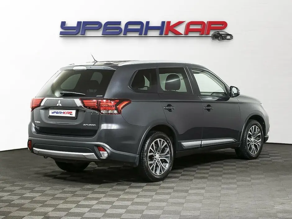Mitsubishi Outlander, 2016 г.