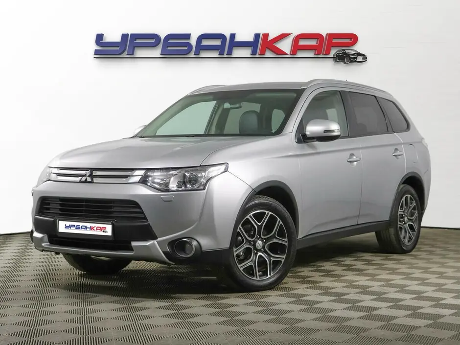 Mitsubishi Outlander, 2014 г.