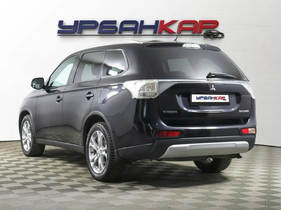 Mitsubishi Outlander, 2014 г.