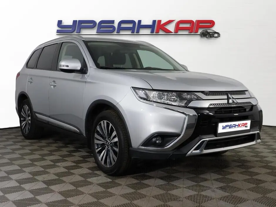 Mitsubishi Outlander, 2019 г.