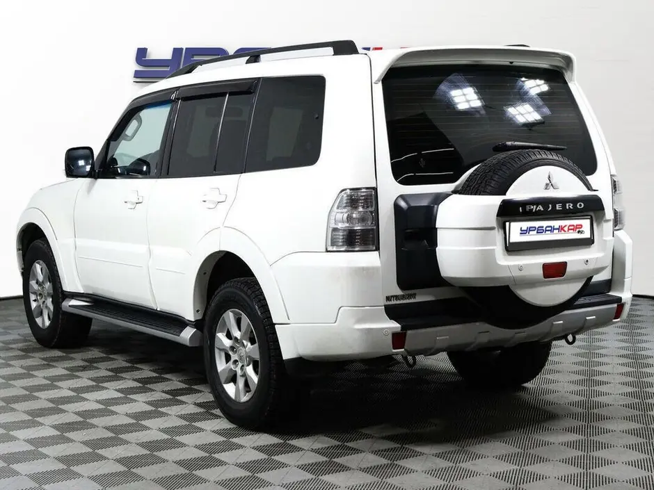 Mitsubishi Pajero, 2011 г.