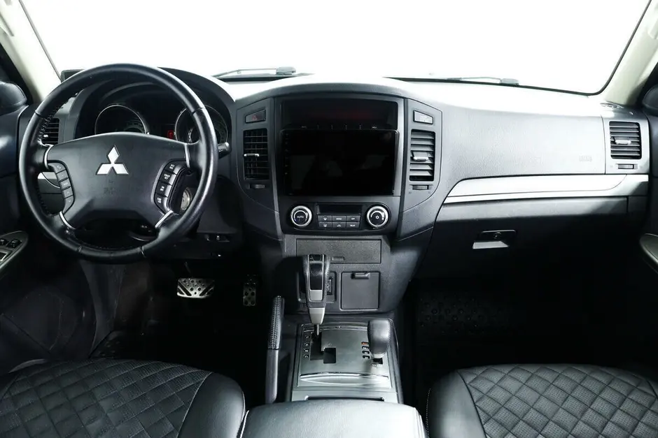 Mitsubishi Pajero, 2011 г.