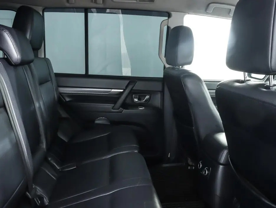 Mitsubishi Pajero, 2011 г.