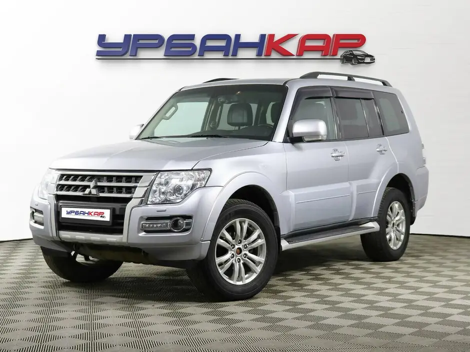 Mitsubishi Pajero, 2015 г.