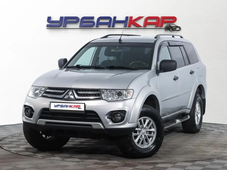Mitsubishi Pajero Sport, 2013 г.