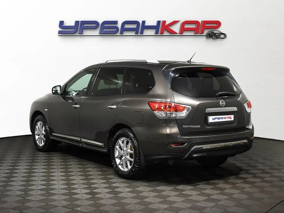 Nissan Pathfinder, 2015 г.