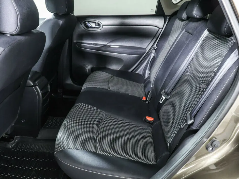 Nissan Tiida, 2015 г.