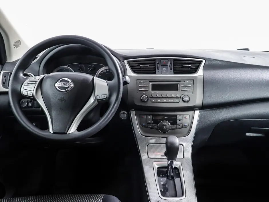 Nissan Tiida, 2015 г.