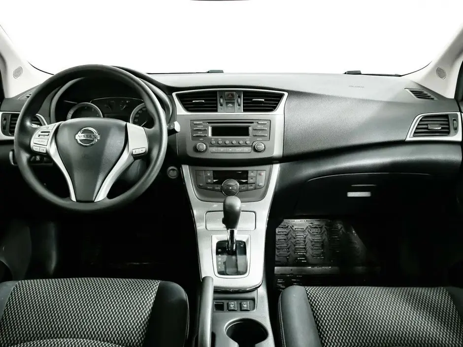 Nissan Tiida, 2015 г.