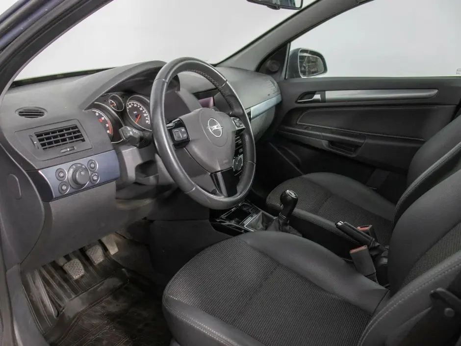 Opel Astra, 2012 г.