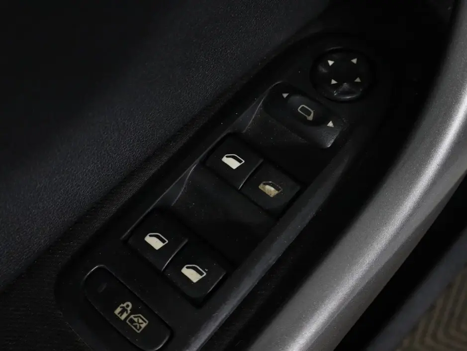 Peugeot 308, 2012 г.