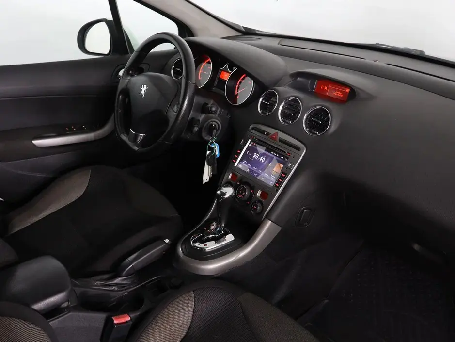 Peugeot 308, 2012 г.