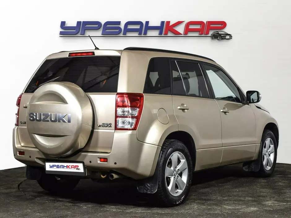 Suzuki Grand Vitara, 2010 г.