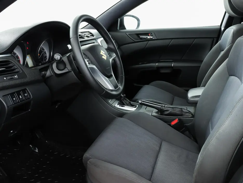 Suzuki Kizashi, 2011 г.