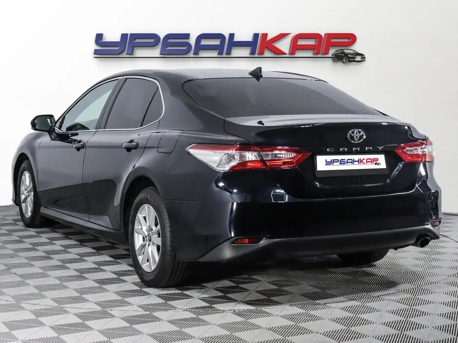 Toyota Camry, 2018 г.