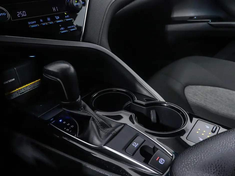 Toyota Camry, 2018 г.