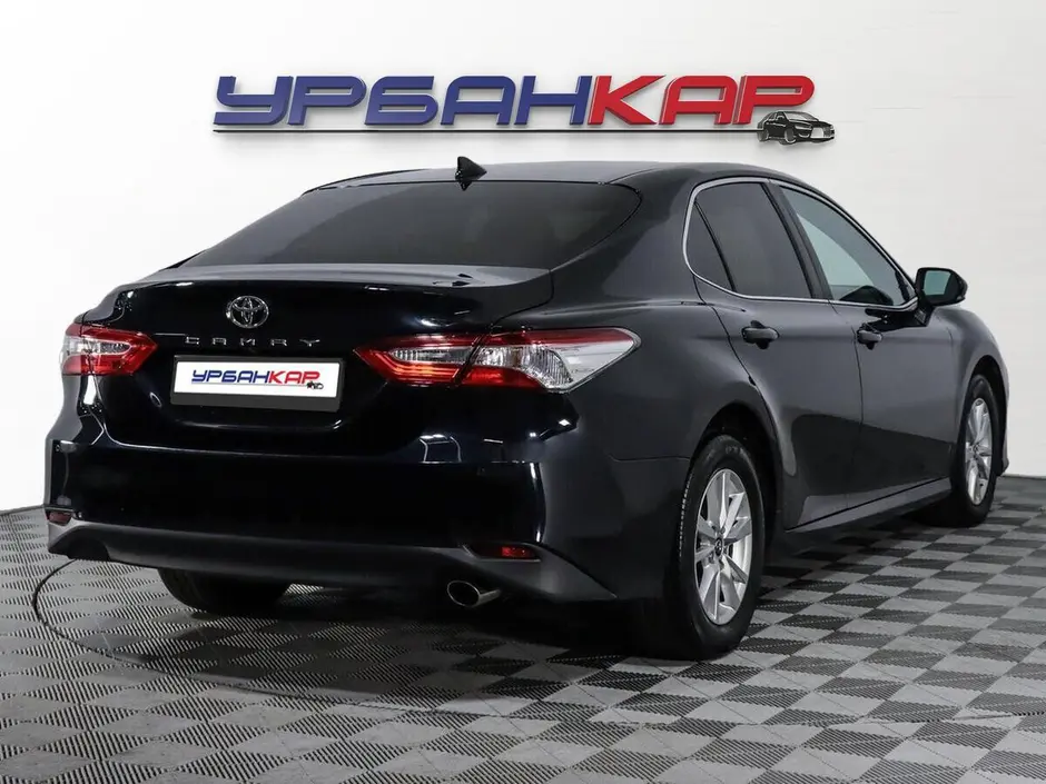 Toyota Camry, 2018 г.