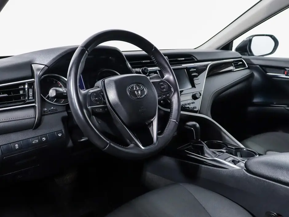 Toyota Camry, 2018 г.