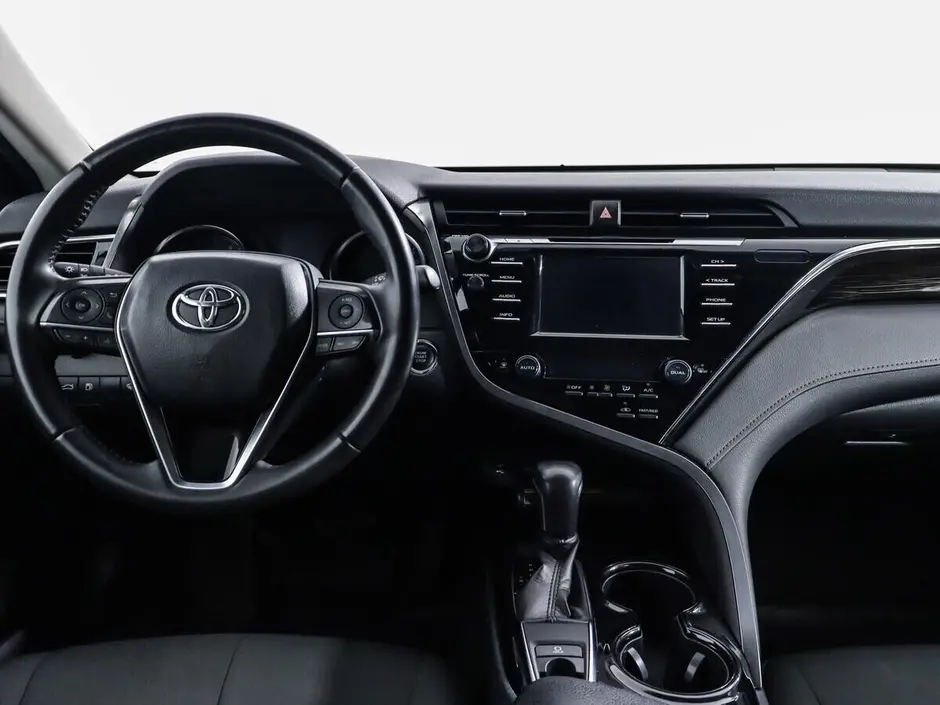 Toyota Camry, 2018 г.